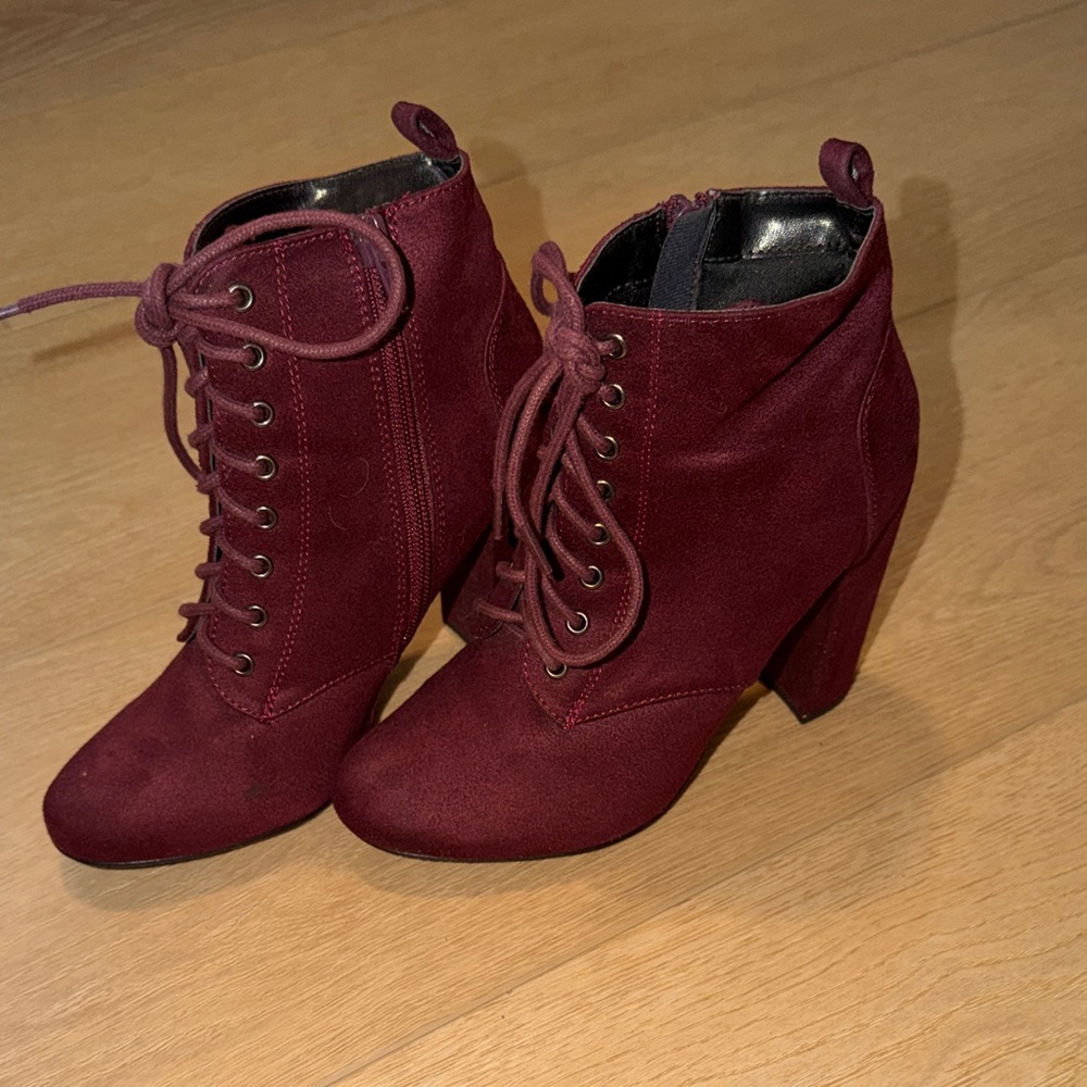 Women’s Suede Block Heel Booties